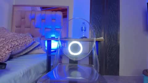 Stacy online show from February 13, 7:37 pm