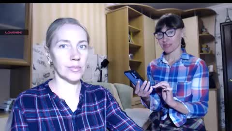 Snapshot of cute_lion_ chatting on October 24, 12:34 pm cute_lion_ online show from October 24, 12:34 pm
