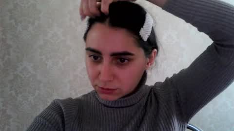 cute_strawberry_ online show from October 22, 11:04 am