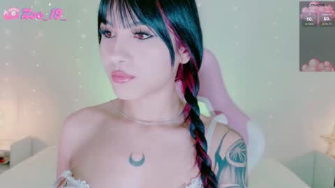 Zoe  online show from January 18, 12:40 am