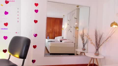 andre online show from February 25, 4:35 am