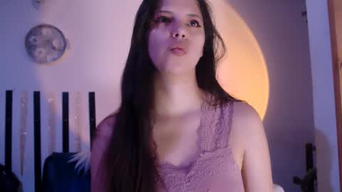 haome online show from December 3, 10:50 am