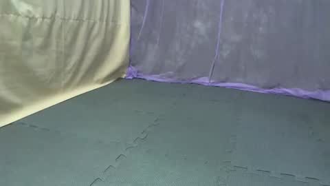 Snapshot of cutetinyasian143_ chatting on October 23, 4:29 am cutetinyasian143_ online show from October 23, 4:29 am