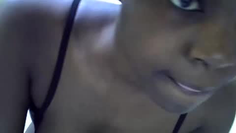 cutiehanish4 online show from December 5, 2:11 am