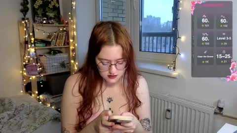 Snapshot of cutiepiealice chatting on January 31, 1:12 pm Alice online show from January 31, 1:12 pm