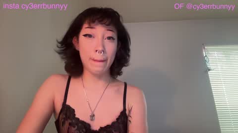 Snapshot of cy3erbunny chatting on January 19, 5:49 pm raven online show from January 19, 5:49 pm