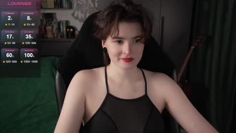 Helen Blossom online show from December 19, 9:18 pm