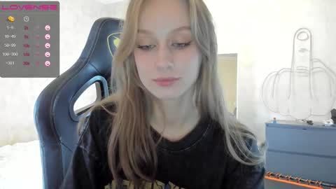 cyyberwhore online show from September 20, 5:44 pm