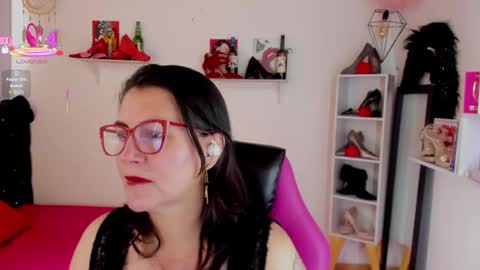 Mia  online show from September 18, 12:47 pm