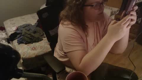 DaddysLilToy online show from March 4, 1:49 pm