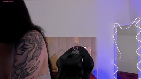 dahia  online show from February 12, 3:40 am