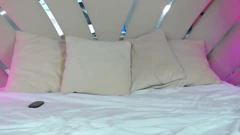 Delia online show from November 17, 6:03 am