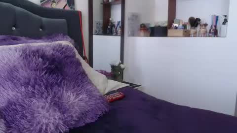   Dakota  online show from January 22, 1:00 pm