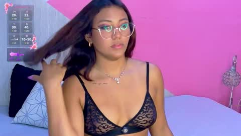 dalia_saenz online show from February 8, 12:58 am