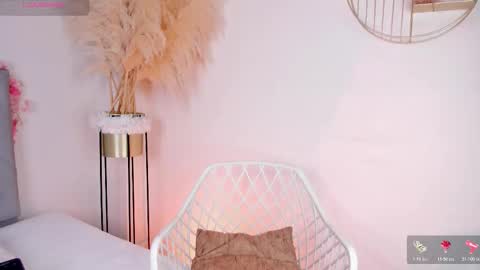 Dalyla online show from January 7, 1:03 pm