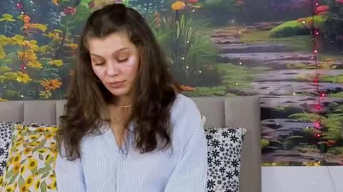 damedefeu online show from February 20, 8:28 am