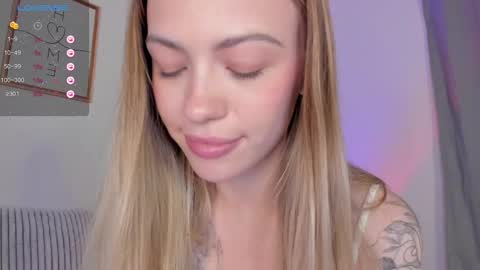  Tiana  online show from December 15, 8:36 pm