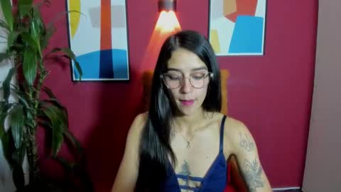 danielamonroe online show from January 6, 12:36 am