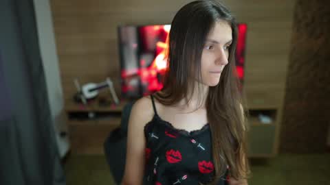 Daniela online show from December 12, 11:40 am