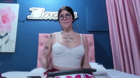 daniella online show from February 9, 1:56 pm