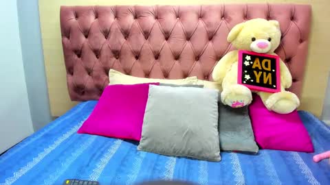 DaniiBelluci  online show from March 11, 4:30 am