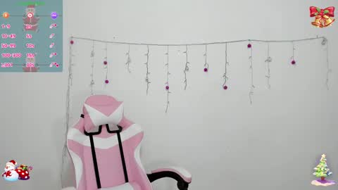 danna online show from December 16, 12:06 pm