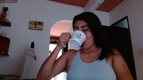 Danna online show from March 12, 6:43 pm