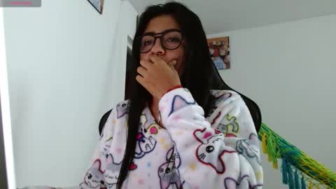 Danna online show from February 20, 8:31 pm