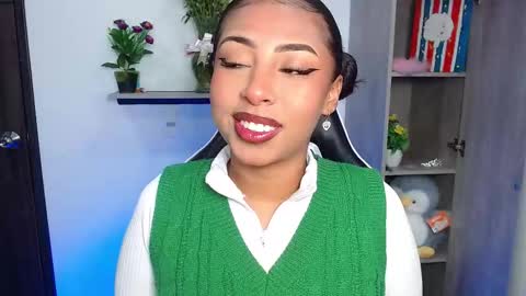 Danna online show from November 25, 11:45 am