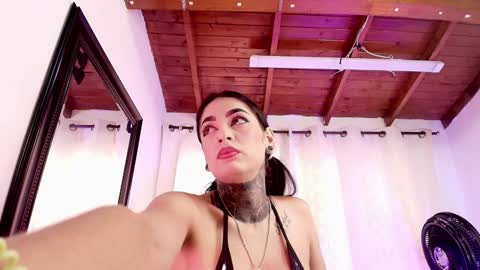 Danna Berlin  online show from March 6, 7:21 pm