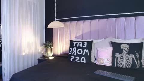 Dannyaa online show from September 30, 12:00 pm