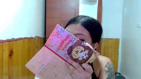 daphne877046 online show from November 7, 1:00 am