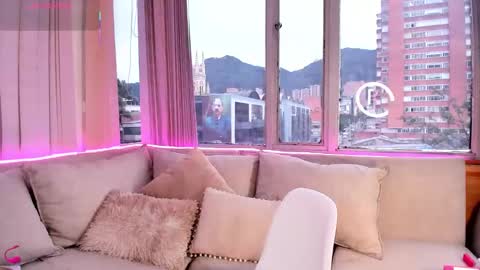 daphne_chers online show from November 27, 8:45 pm