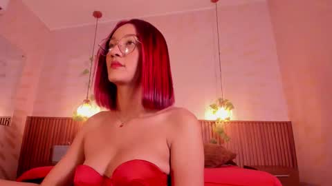 Daphne online show from January 19, 3:25 am