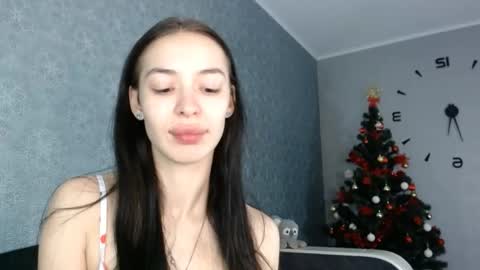 Daphne Darkthorn online show from December 19, 4:27 am