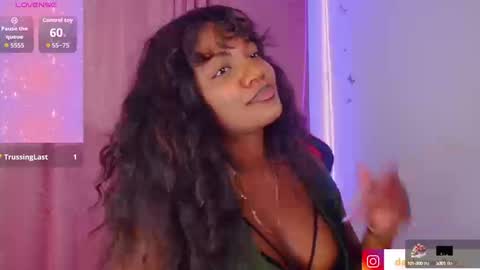 Snapshot of daphnewalker__ chatting on September 13, 5:26 am Daphne online show from September 13, 5:26 am