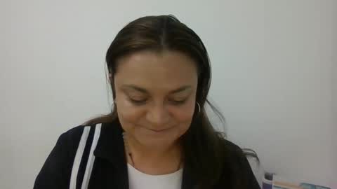 dapnne online show from December 2, 4:42 pm