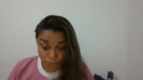 dapnne online show from January 15, 8:37 pm