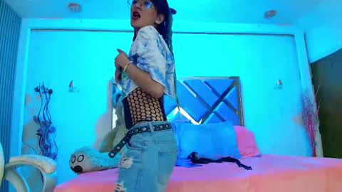 dark_dominika online show from December 13, 7:53 pm