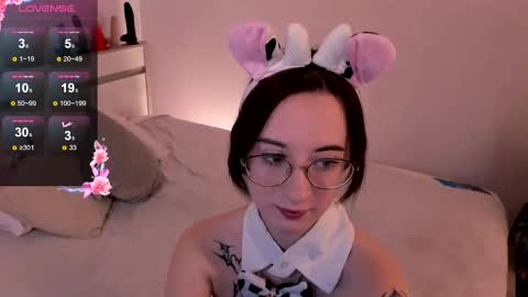 Snapshot of dark_lola_ chatting on February 9, 9:58 am Lola online show from February 9, 9:58 am
