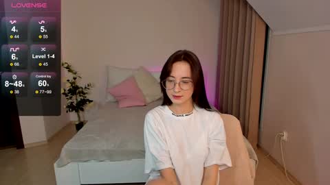 Snapshot of dark_lola_ chatting on January 11, 10:29 am Lola online show from January 11, 10:29 am