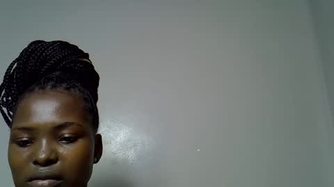 dark_lovly online show from January 12, 1:16 pm