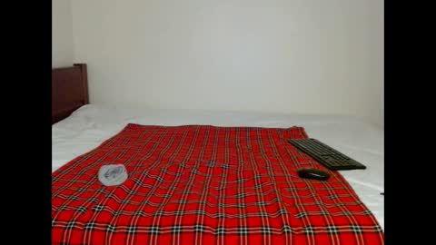 dark_qween online show from March 3, 3:16 am