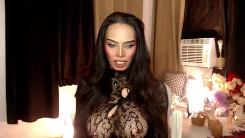 HAPPY BIRTHDAY MISTRESS MADRIANA online show from October 23, 1:17 pm