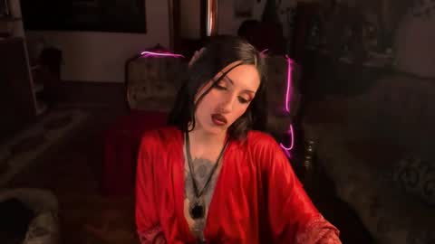 Snapshot of darkspace_solar chatting on October 21, 7:34 am Stella Online Mon-Fri 10am - 7pm gmt 4 online show from October 21, 7:34 am