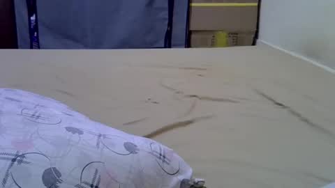 Snapshot of darling_ella chatting on October 8, 5:12 am darling_ella online show from October 8, 5:12 am