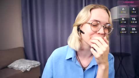 Charlie 18yo online show from September 10, 4:07 pm