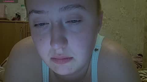 Debby online show from October 25, 4:03 pm