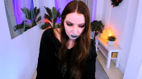 Ask me  online show from December 19, 12:01 pm