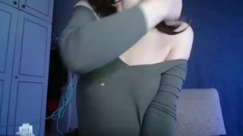 KamiDevi online show from November 26, 4:08 pm